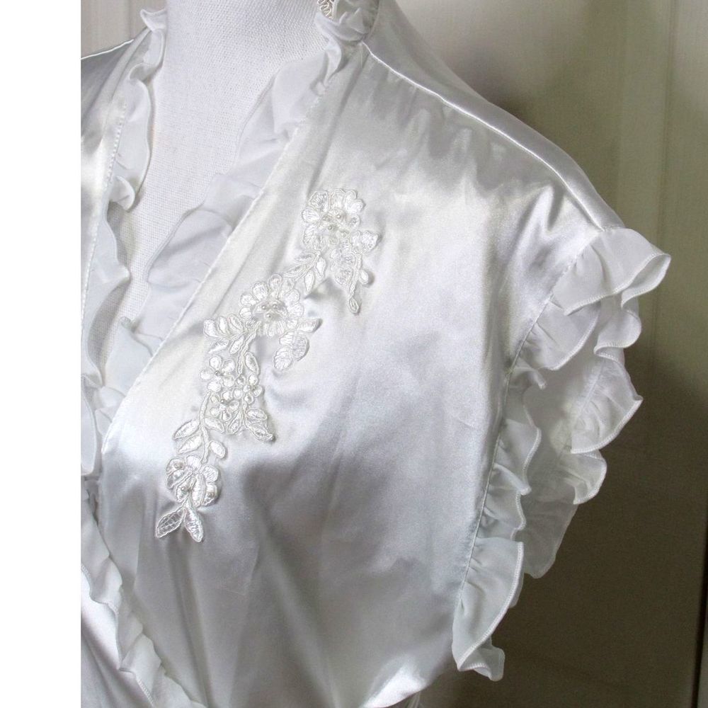 Linea Donatella White Ruffle Bridal Peignoir Robe - Picture 3 of 10